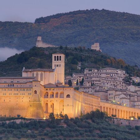 Albergo La Rocca Assisi Exterior photo