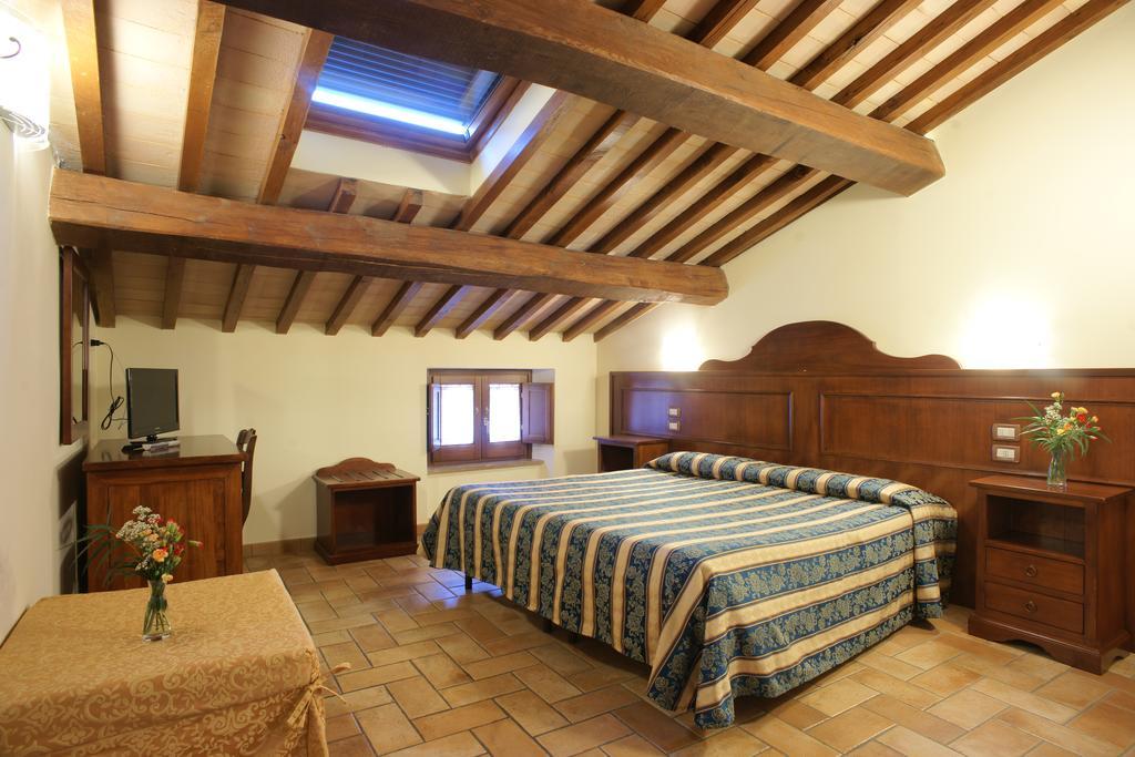 Albergo La Rocca Assisi Room photo