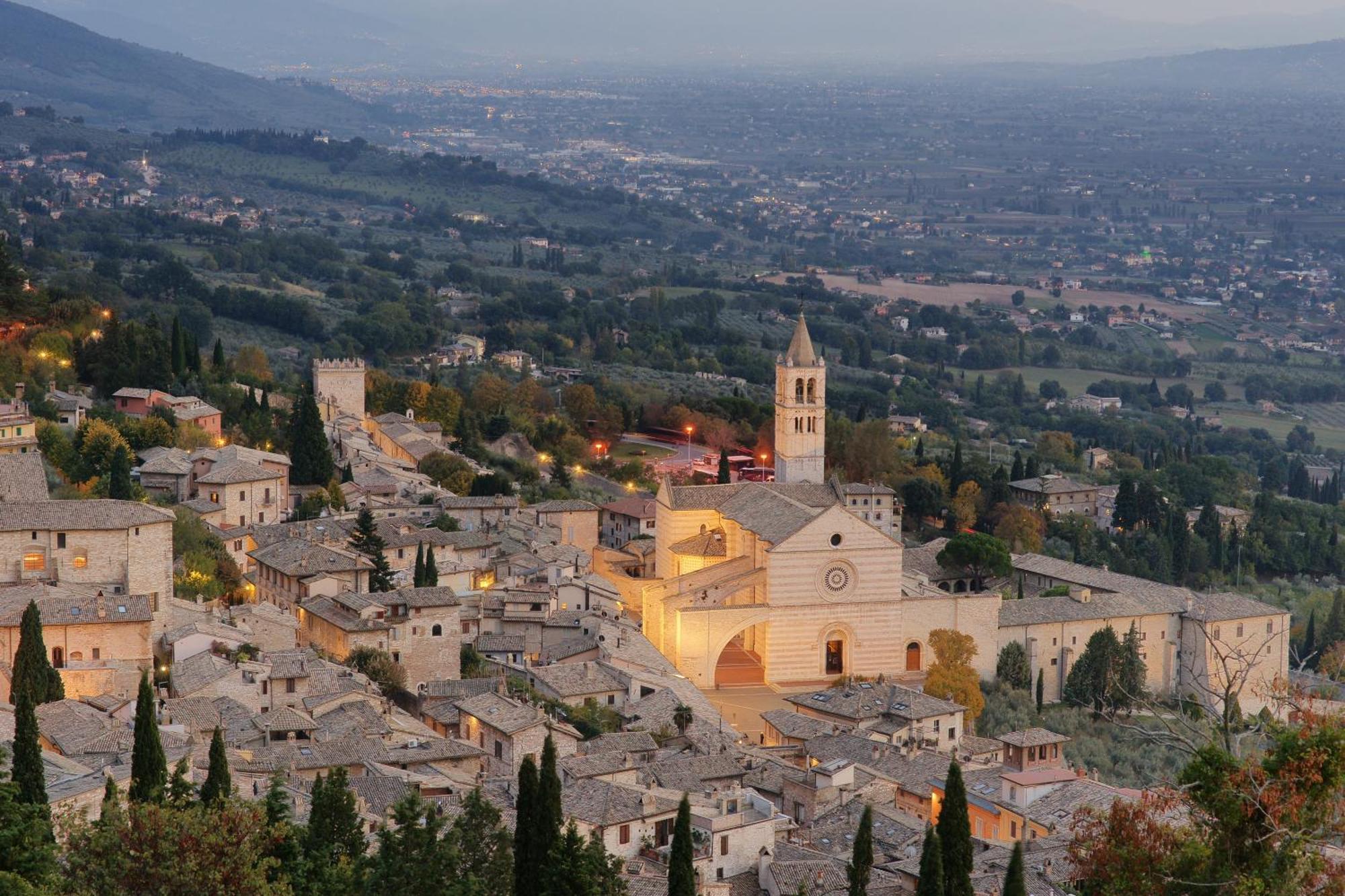 Albergo La Rocca Assisi Exterior photo